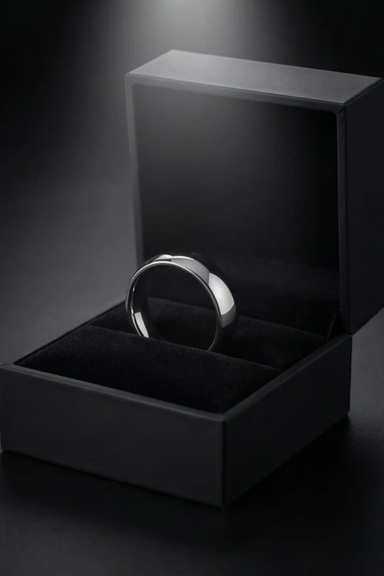 Titan Gloss: Bold Minimalist Mirror-Finish Ring