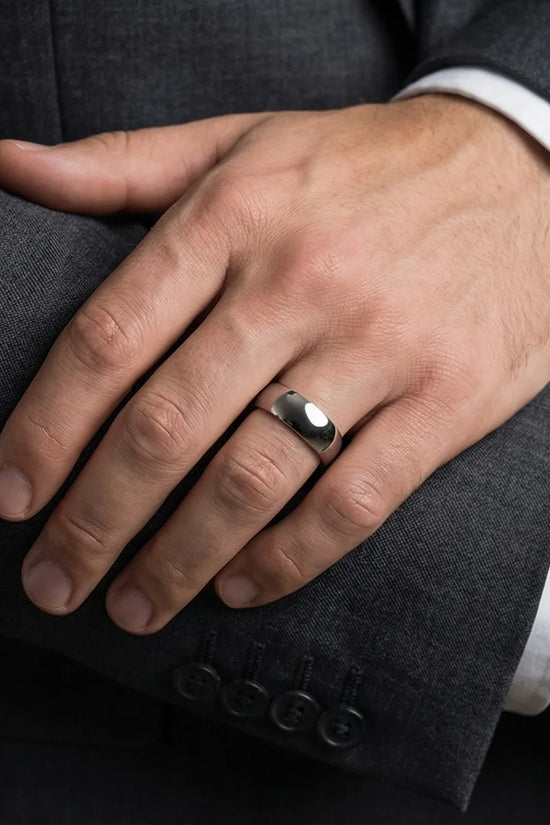 Titan Gloss: Bold Minimalist Mirror-Finish Ring