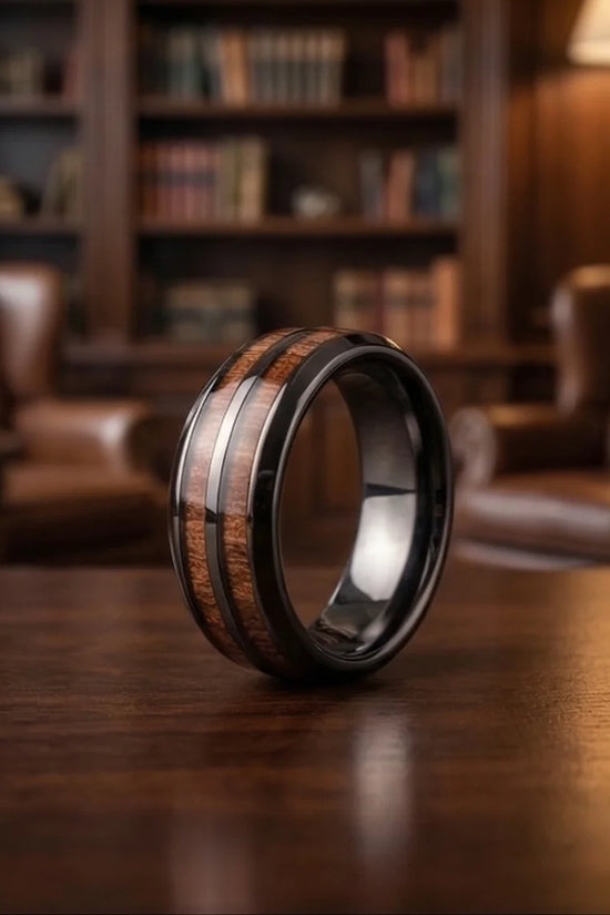 The Heritage Inlay: Polished Ebony & Timber Band