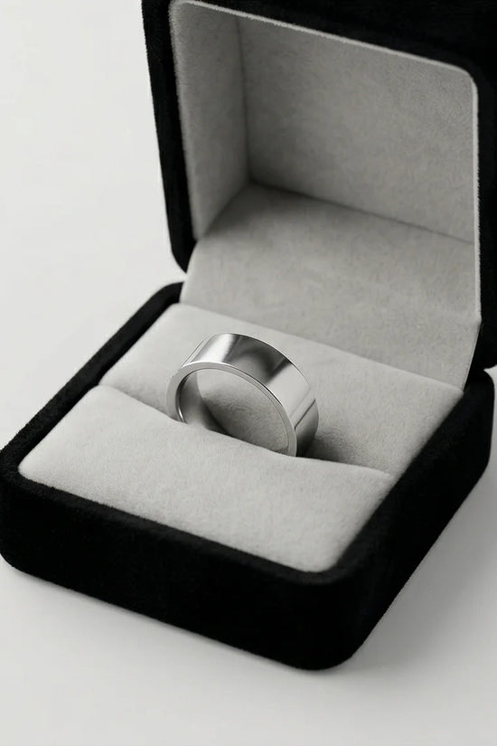 The Sterling Zenith: Minimalist Flat-Edge Mirror Band