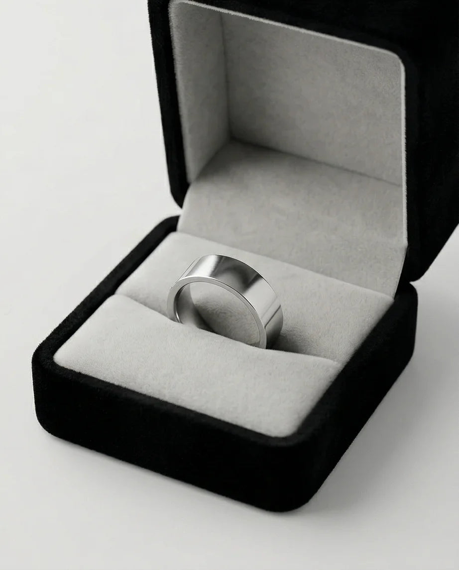 The Sterling Zenith: Minimalist Flat-Edge Mirror Band