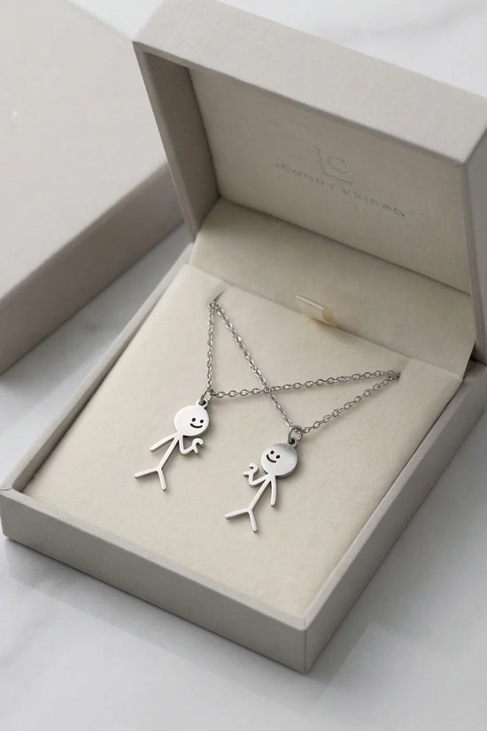 The Minimalist Heart-Mates: 2-Piece Stick Figure Duo