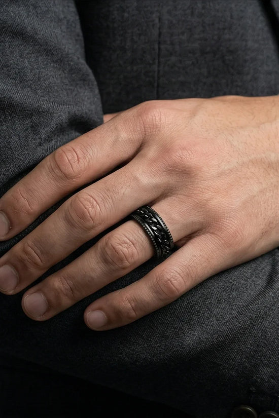 The Obsidian Kinetic: Industrial Chain Spinner Band