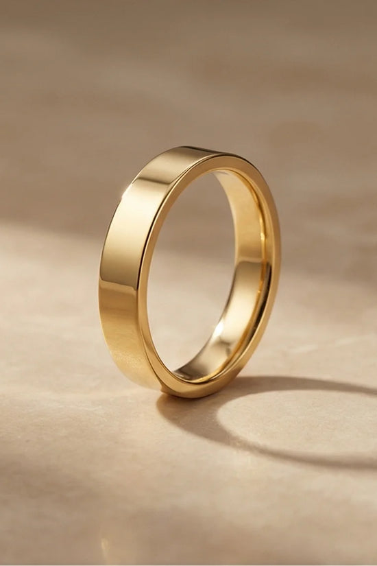 Pure Aurelian: Minimalist Architectural Gold Ring