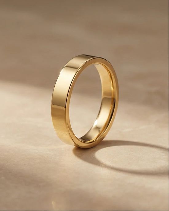Pure Aurelian: Minimalist Architectural Gold Ring