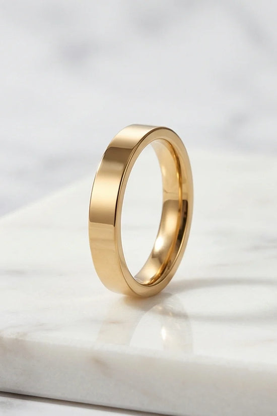 Pure Aurelian: Minimalist Architectural Gold Ring
