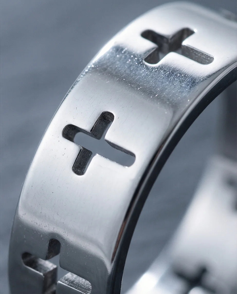 anguard Cross: Hollowed-Out Silhouette Band