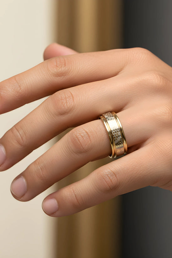 Gold Honeycomb Pattern Ring 6.5cm