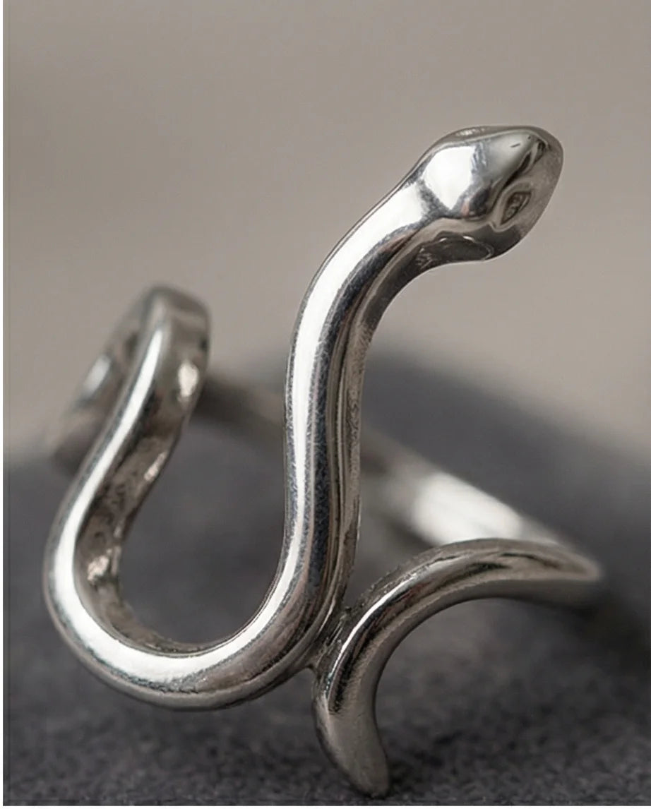 Silver Coil: Sleek Sculptural Serpentine Ring
