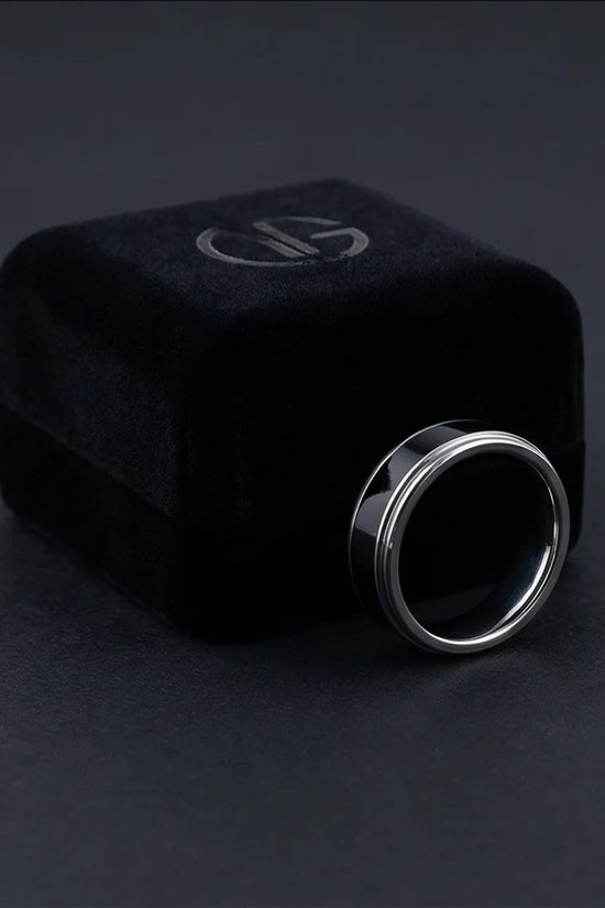 The Onyx Meridian: Two-Tone High-Gloss Band