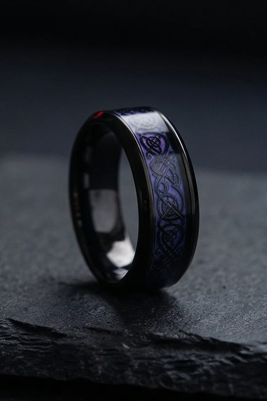 The Obsidian Dragon Knot Band