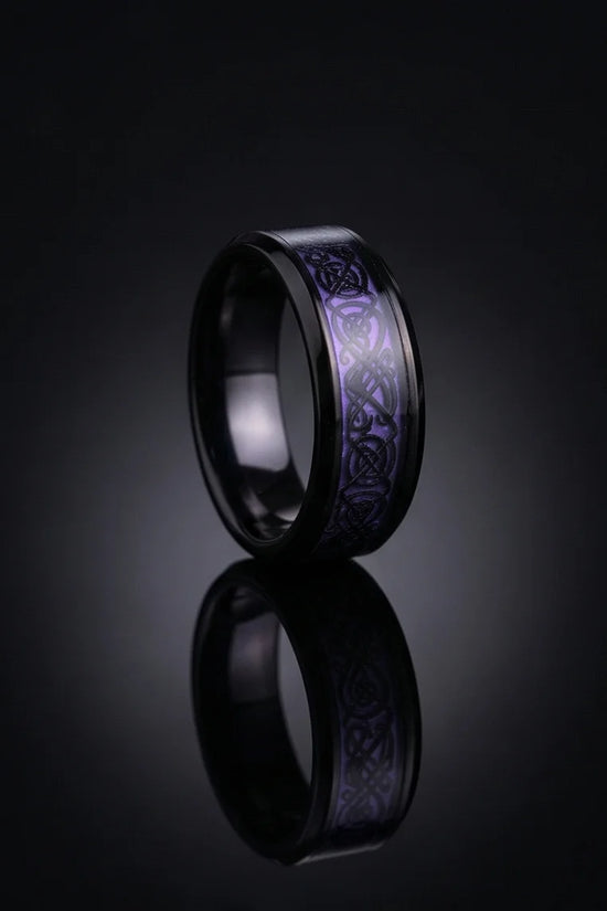 The Obsidian Dragon Knot Band