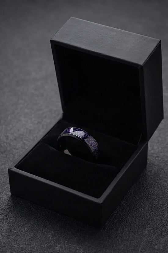 The Obsidian Dragon Knot Band