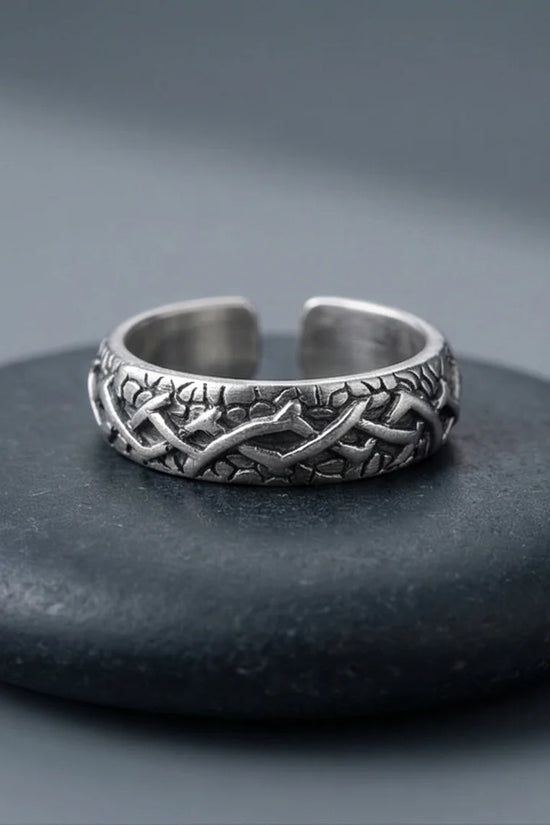 The Shadow Briar: Antique Thorn Adjustable Ring