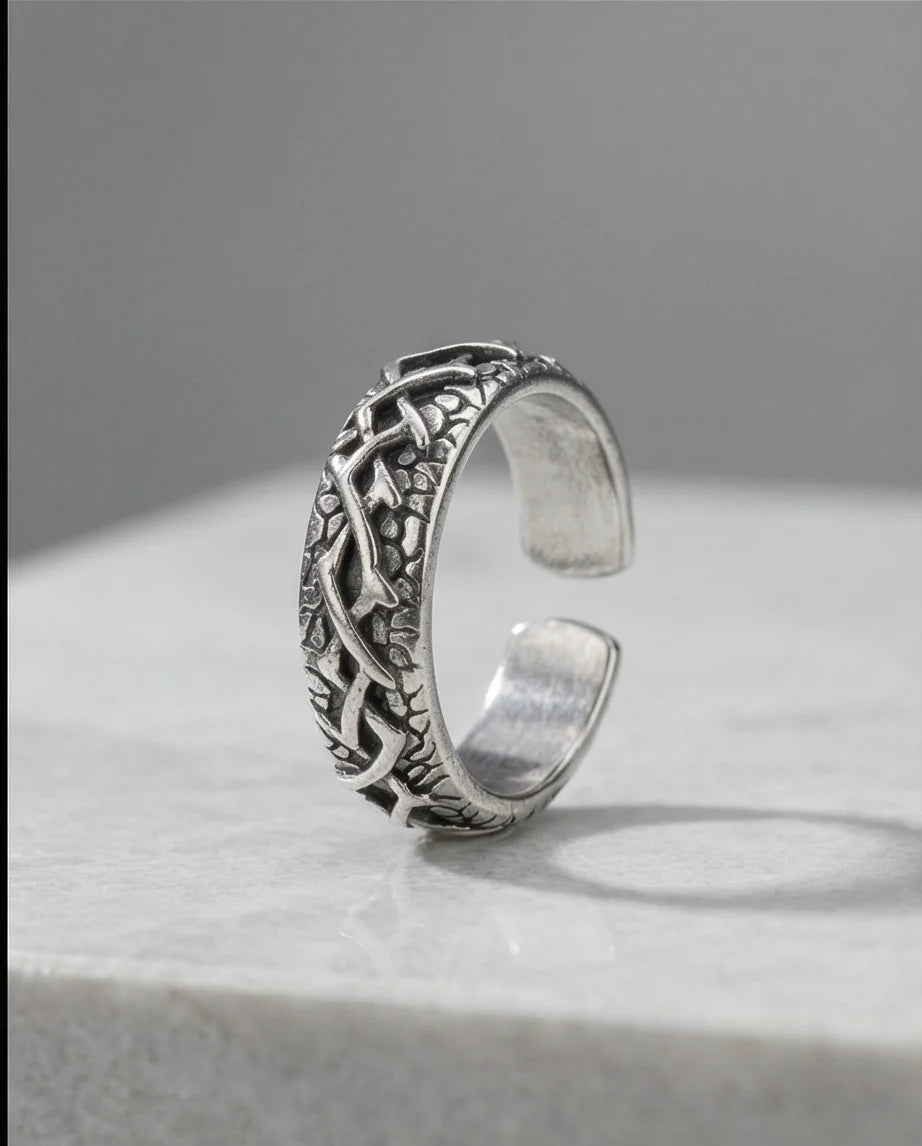 The Shadow Briar: Antique Thorn Adjustable Ring