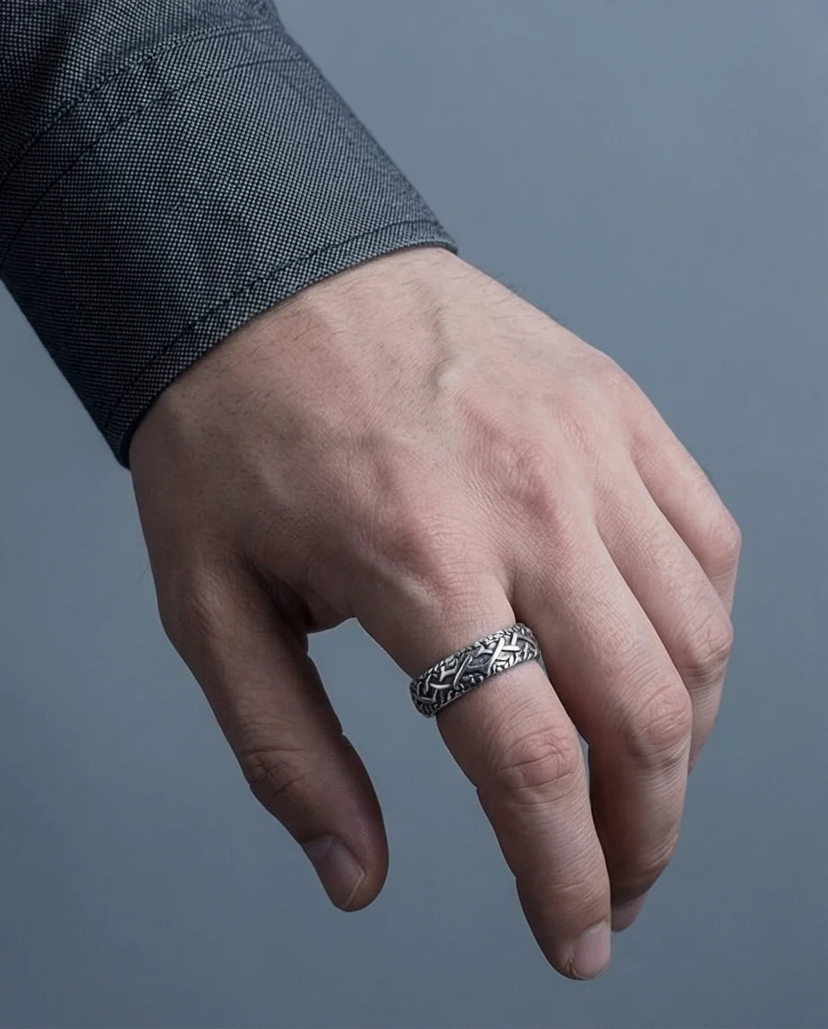 The Shadow Briar: Antique Thorn Adjustable Ring