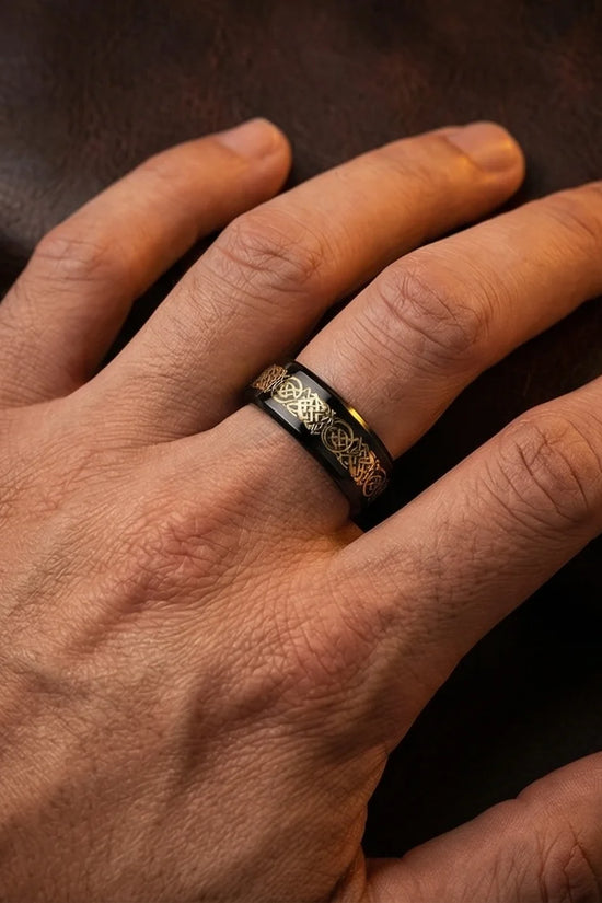 Black & Gold Celtic Wolf-Knot Ring