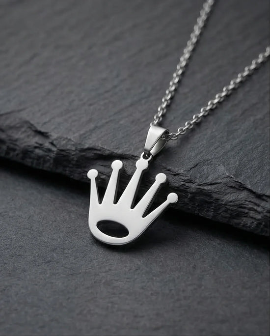 The Royal Reign: Minimalist Silver Crown Necklace