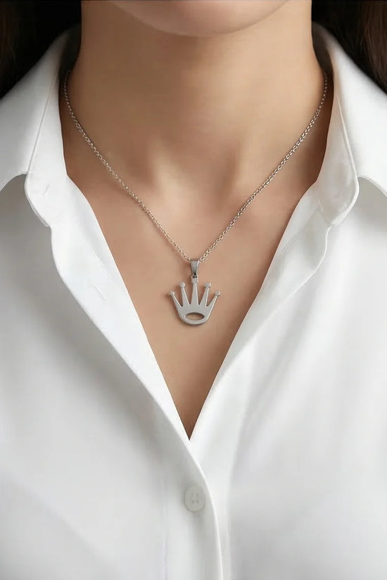The Royal Reign: Minimalist Silver Crown Necklace