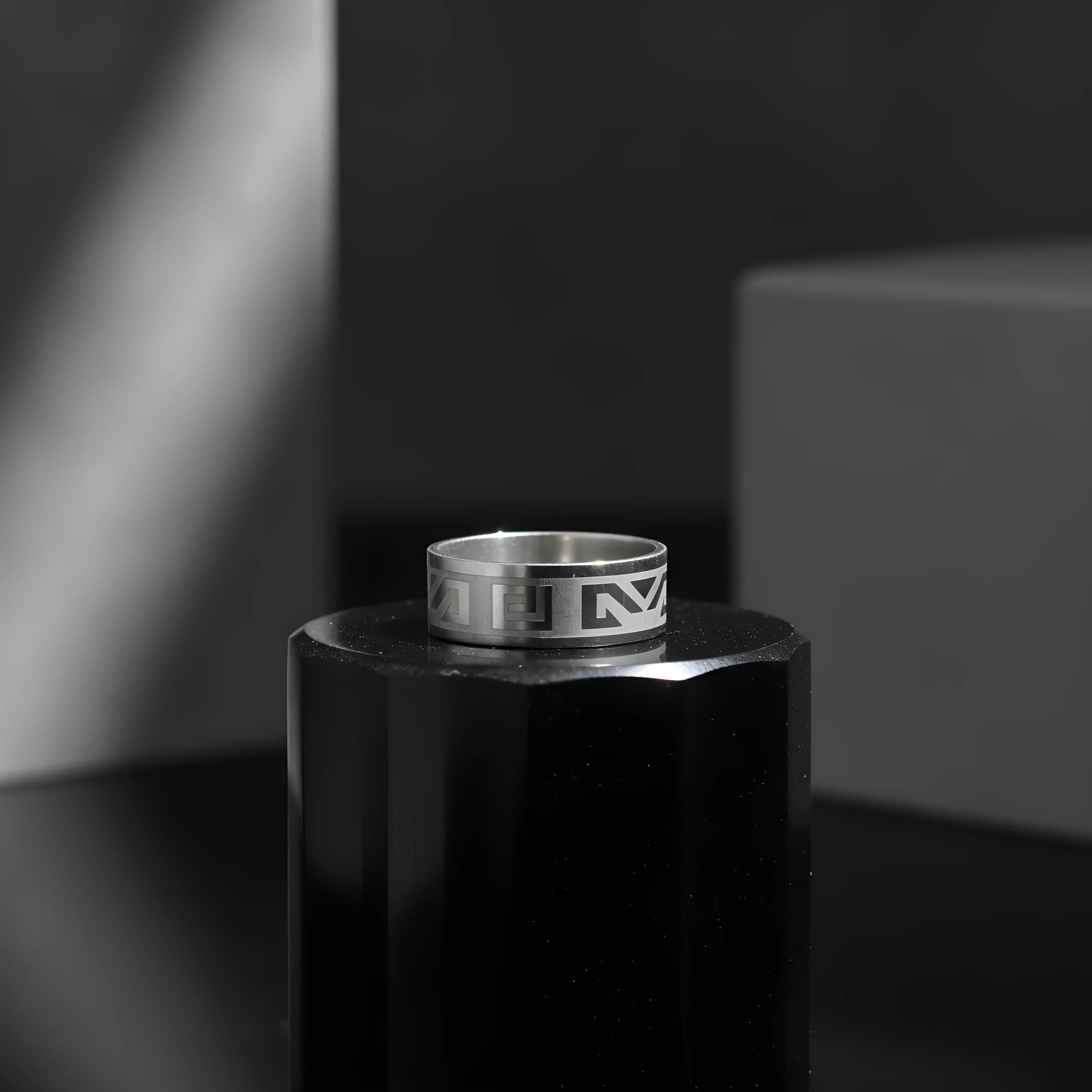 Geometric Pattern Steel Ring 5.9cm