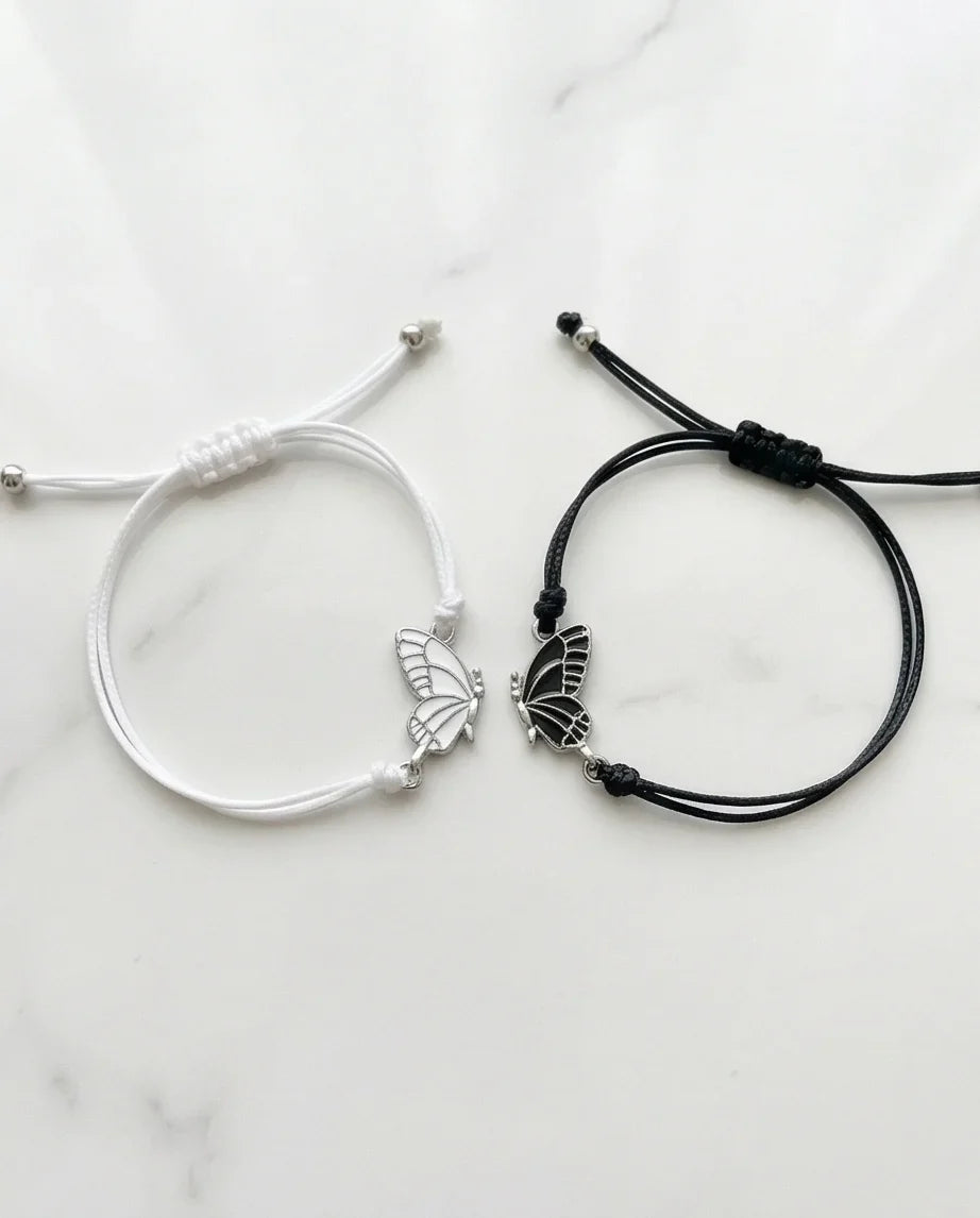 Fluttering Bond: High-Contrast Wing Duo