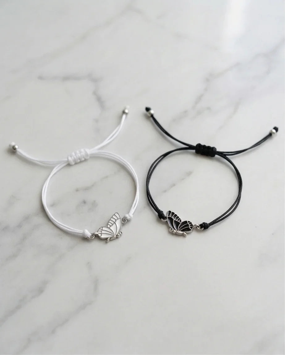 Fluttering Bond: High-Contrast Wing Duo