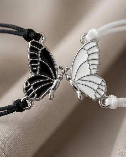 Fluttering Bond: High-Contrast Wing Duo
