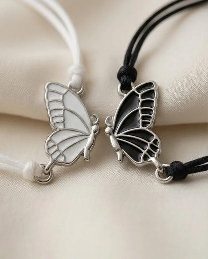 Fluttering Bond: High-Contrast Wing Duo