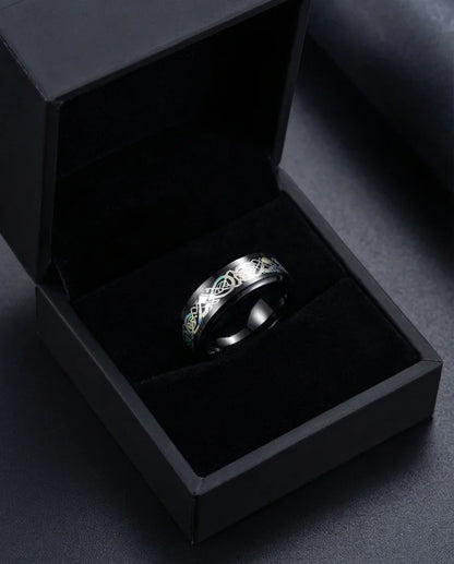 Multicolor Celtic Knot Ring