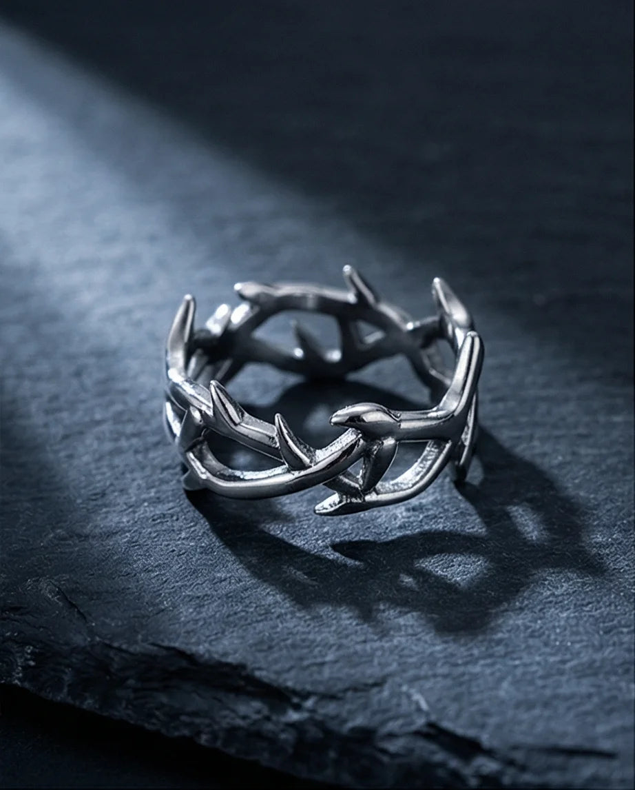 Silver Bramble: Intricate Intertwined Thorn Band