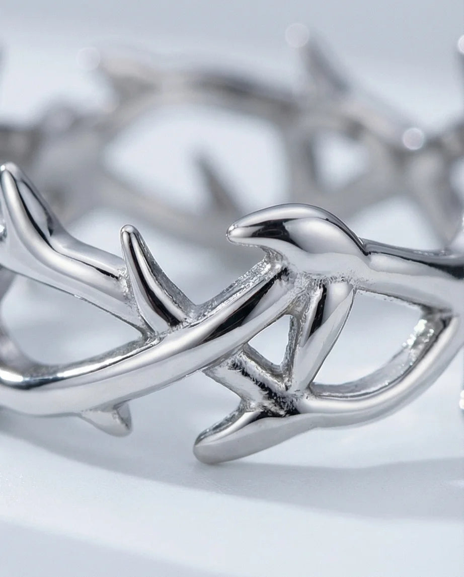 Silver Bramble: Intricate Intertwined Thorn Band