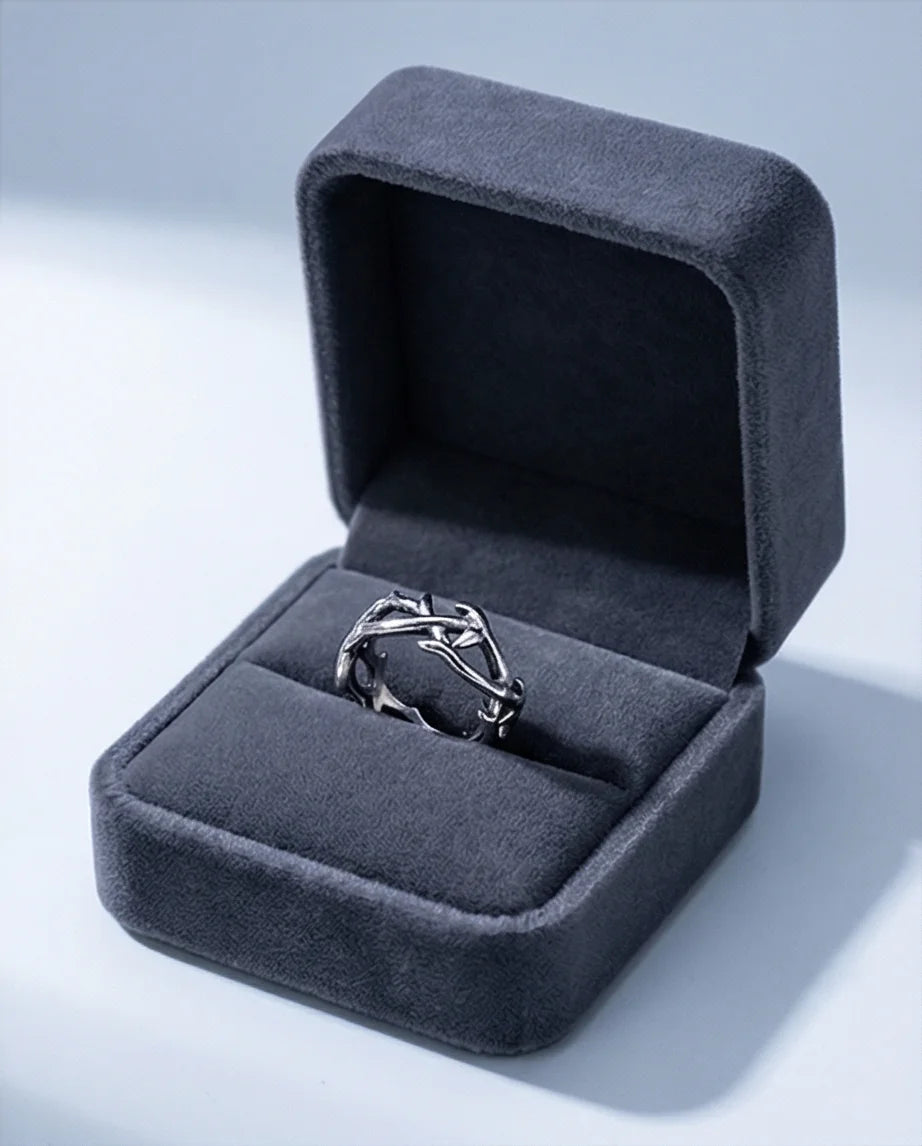 Silver Bramble: Intricate Intertwined Thorn Band