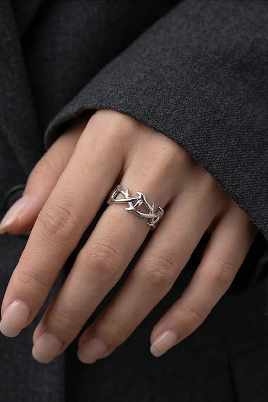 Silver Bramble: Intricate Intertwined Thorn Band