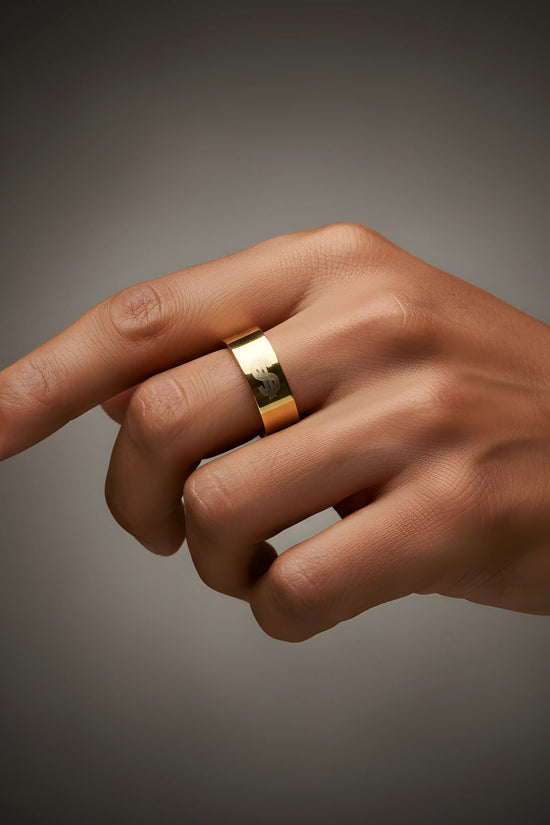 Gold Euro Symbol Ring 6.3cm