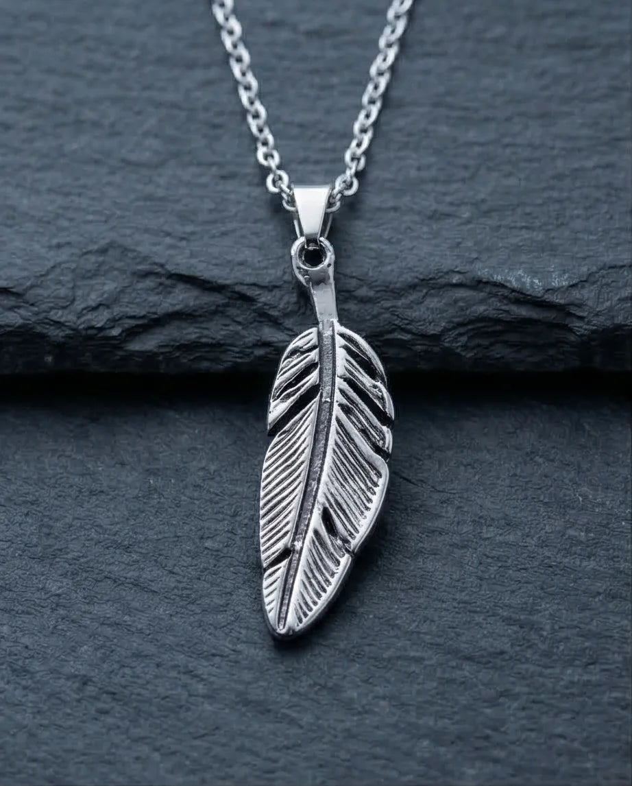 The Guardian Plume: Detailed Antique Silver Feather Necklace