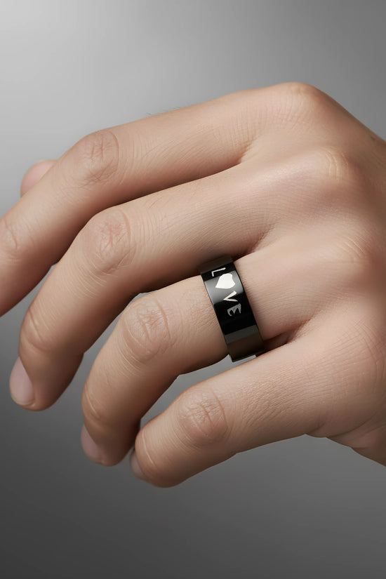 Black Love Heart Ring 6cm