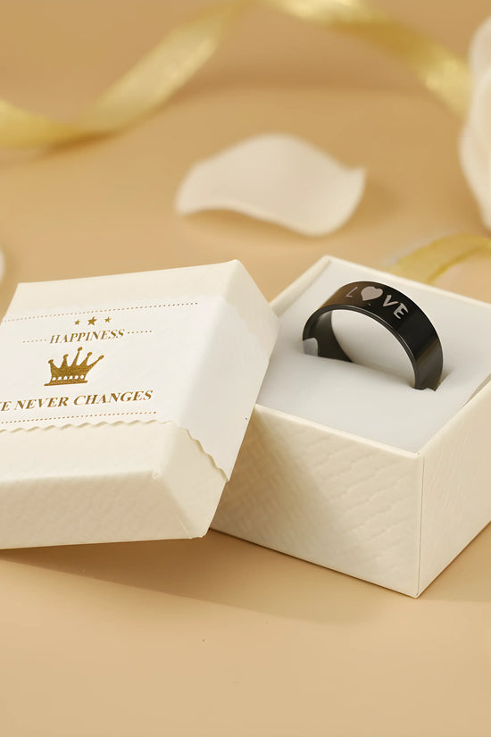 Black Love Heart Ring 6cm