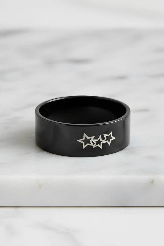 Black Triple Star Ring 6cm