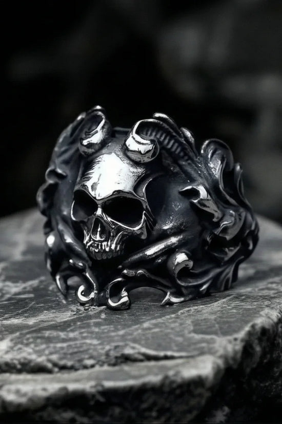 Sovereign Shadow: Ornate Horned Skull Ring