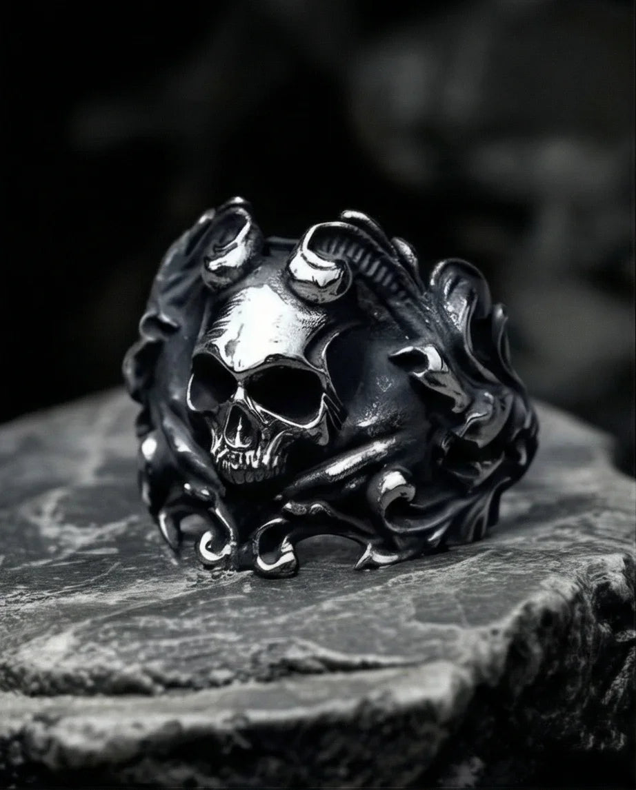 Sovereign Shadow: Ornate Horned Skull Ring