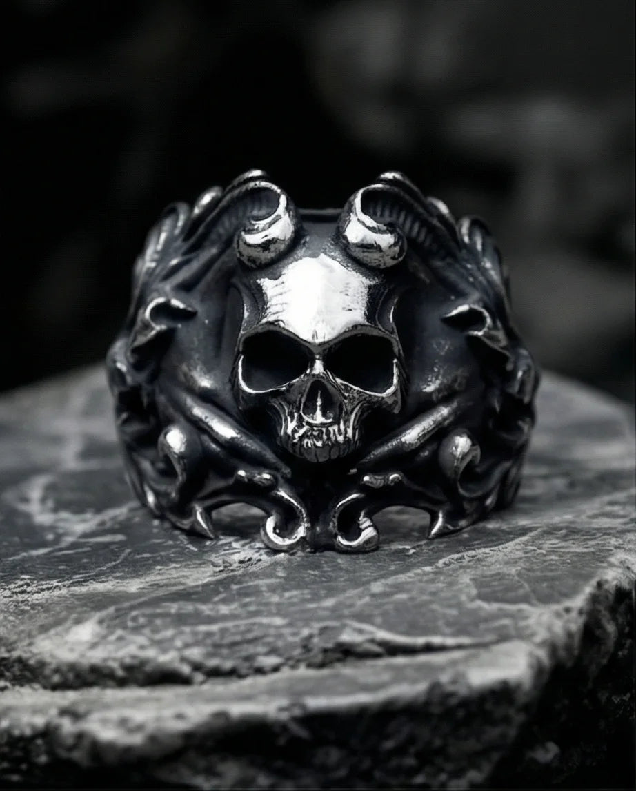 Sovereign Shadow: Ornate Horned Skull Ring