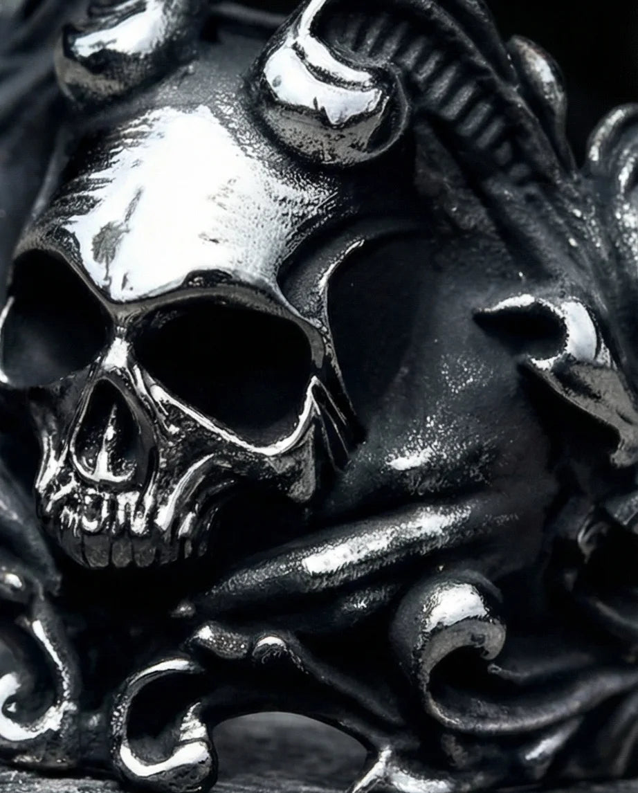 Sovereign Shadow: Ornate Horned Skull Ring