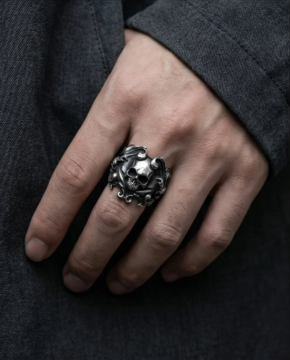 Sovereign Shadow: Ornate Horned Skull Ring