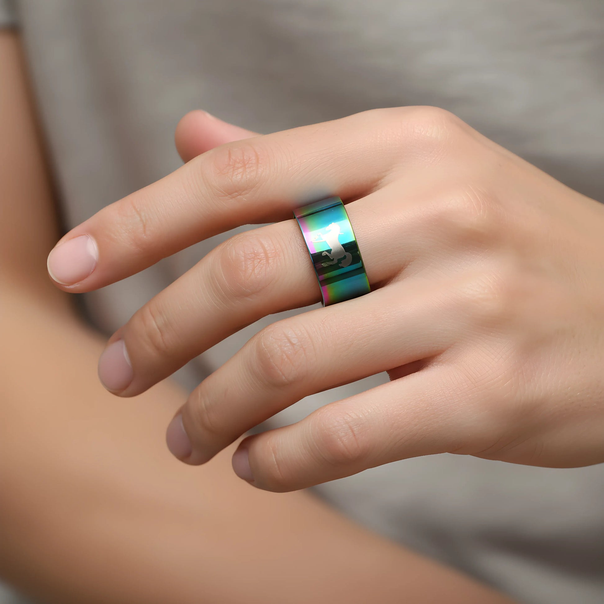 Rainbow Horse Titanium Ring 5,3cm