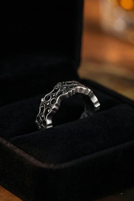 Vintage Filigree: Detailed Scrollwork Adjustable Ring