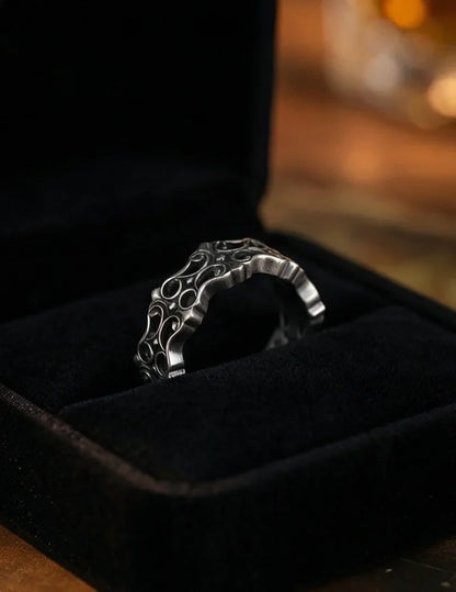 Vintage Filigree: Detailed Scrollwork Adjustable Ring