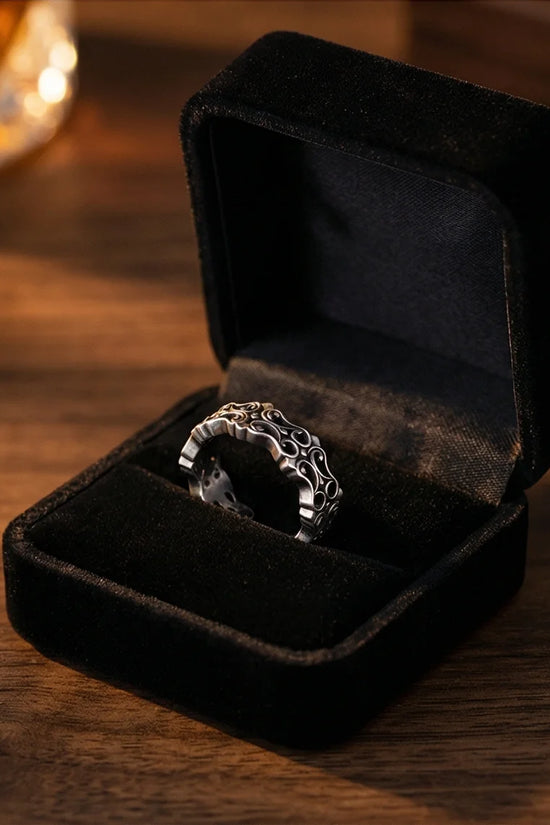 Vintage Filigree: Detailed Scrollwork Adjustable Ring