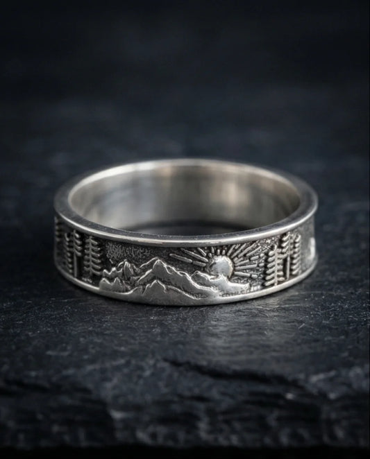 Summit Horizon: Antique Nature Landscape Ring