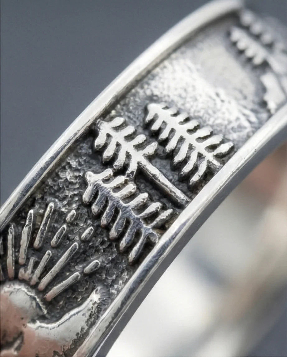 Summit Horizon: Antique Nature Landscape Ring