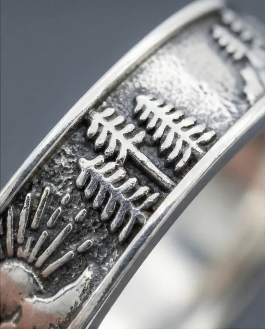 Summit Horizon: Antique Nature Landscape Ring